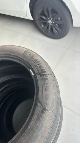 Pneus 215/55 R17
