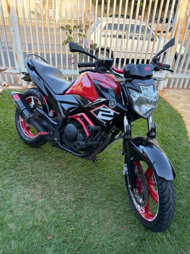 Fazer 250 troco em carro