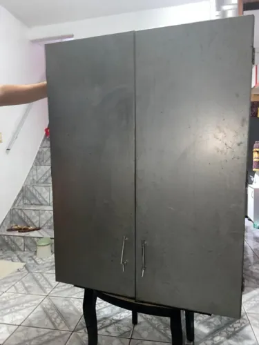 Armário Galvanizado Multiuso - Resistente e Espaçoso