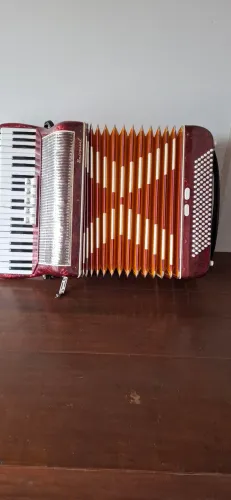Vendo acordeon