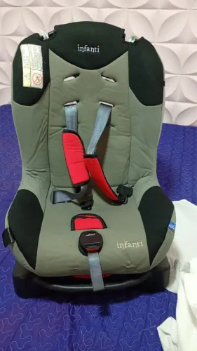 Cadeirinha para bebê 