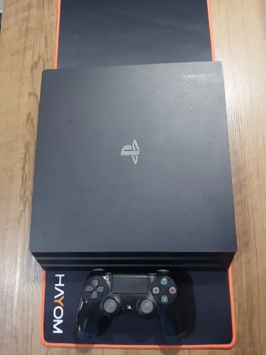 PS4 PRO