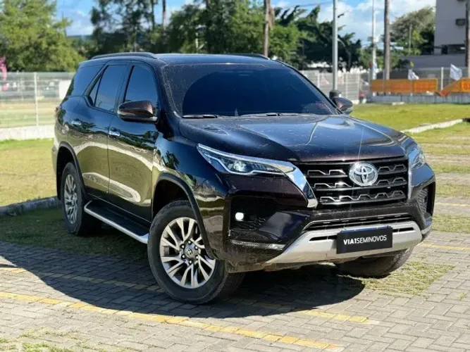Toyota Hilux SW4 SRV 4X2 2.7 Flex 16V Aut. 2021