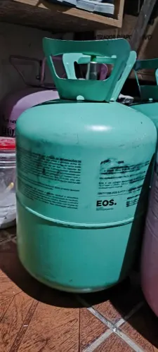 Lote com 10 Cilindros de Ar-Condicionado Vazios - Vasilhames para Fluido Refrigerante