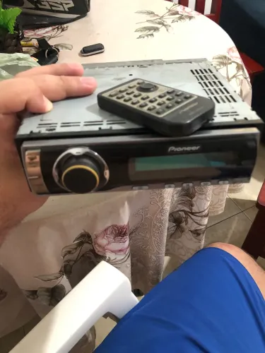 PIOONER DEH-P5900iB PARA COLECIONADOR NÃO PEGA PENDRIVE NEM BT