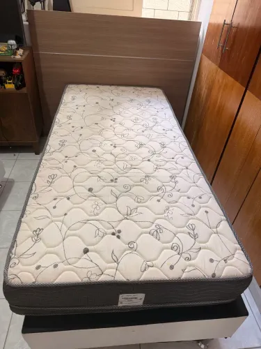 cama bicama de solteiro com cabeceira 