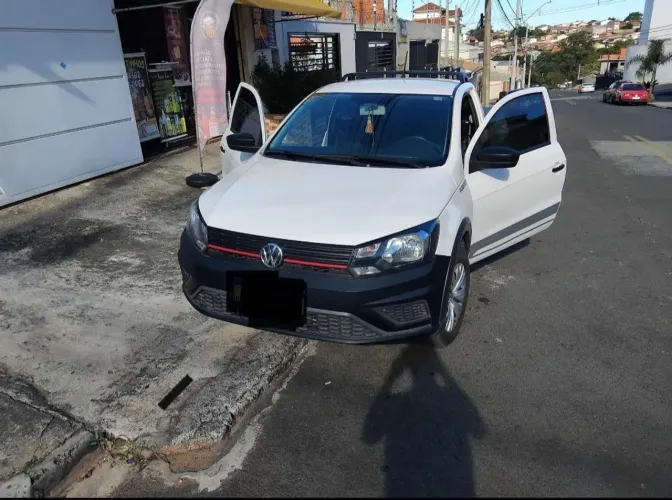 Volkswagen Saveiro Robust 1.6 Total Flex 16V 2023