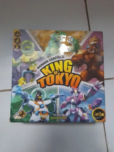 King of Tokio Richard Carfield