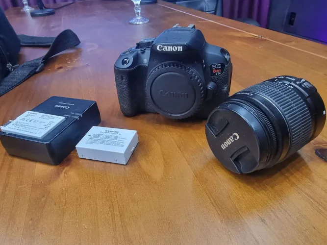 Canon T5i