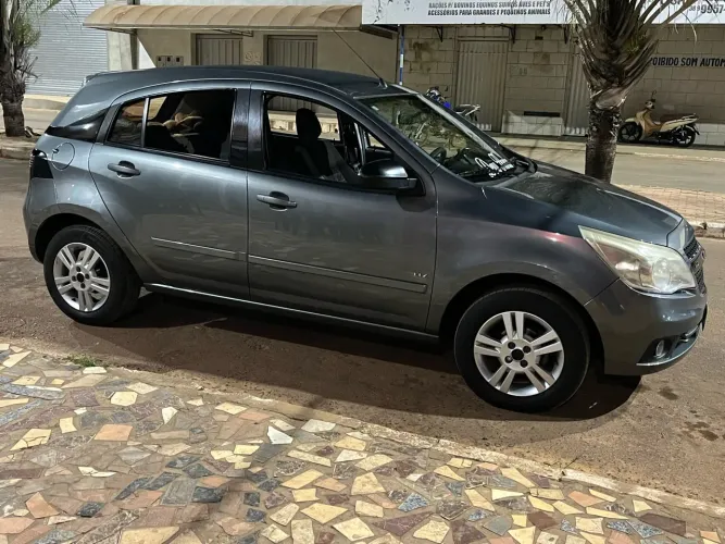 Chevrolet Agile LTZ 1.4 MPFI 8V Flexpower 5P 2011