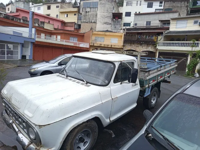 Chevrolet C-14 2.5/4.1 1975