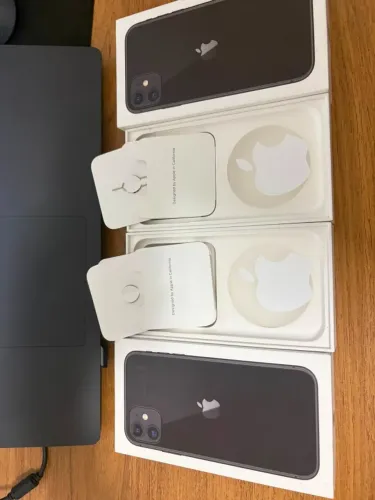 Caixas Originais iPhone 11 | 64GB e 128GB | Com Papéis Originais | Colecionador