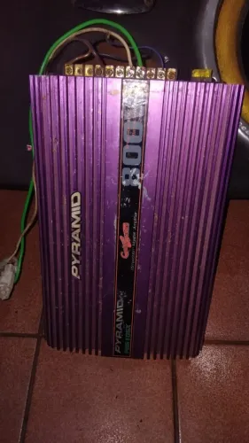 Amplificador automotivo Pyramid 800w 4 canais