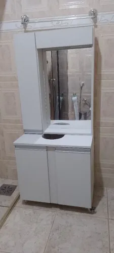 Móvel planejado banheiro semi novo