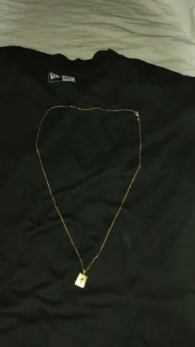 Cordão romanel tá preto tem q mandar banhar ele denovo leia