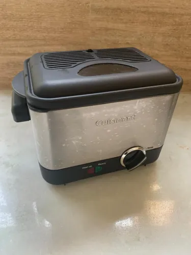 Vendo Fritadeira Cuisinart elétrica 
