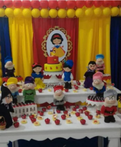 Bonecos de decoração de festa infantil