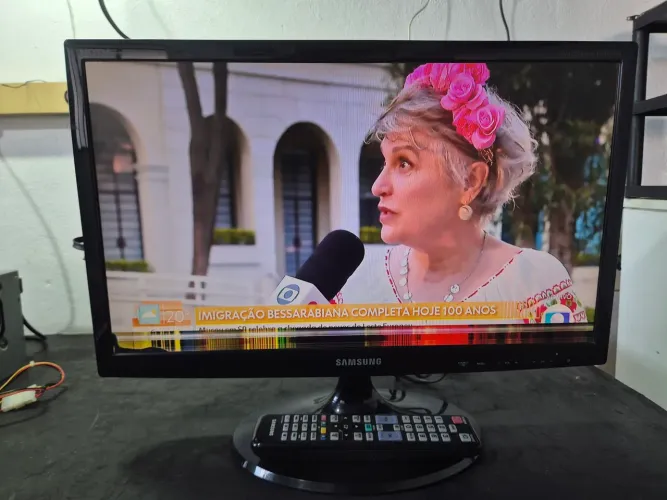 TV Samsung 22 polegadas