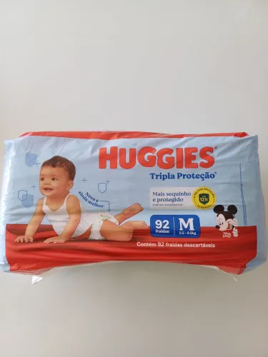 Vendo Fralda Tam. M, Huggies Tripla Proteção, 92 Unidades