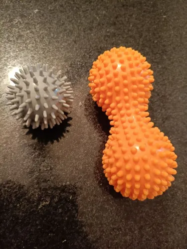 Bolinhas de espinho para massagem