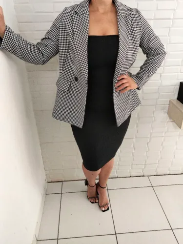 Blazer elegante plus size