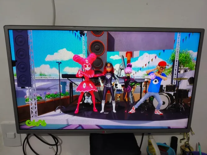 Vendo TV LG 32 polegadas
