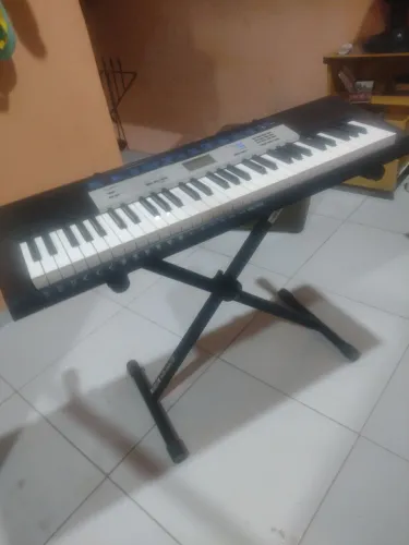 TECLADO COMPLETO + SUPORTE + FRETE GRÁTIS