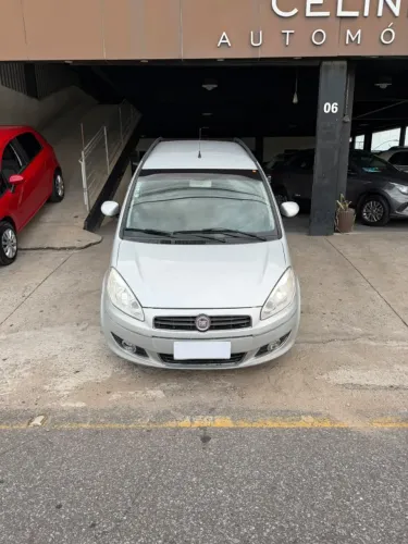 Fiat Idea Essence 1.6 Flex 16V 5P 2012