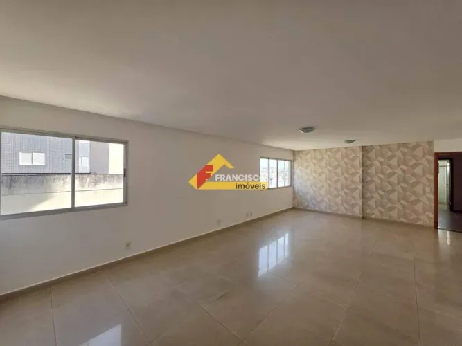 Apartamento à venda, 4 quartos, 2 suítes, 2 vagas, Centro - Divinópolis/MG