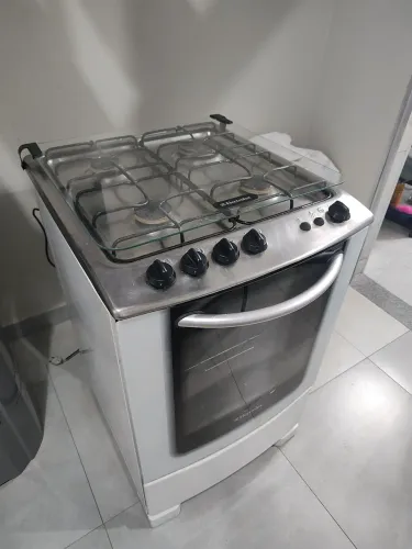 Fogão 4 bocas Electrolux