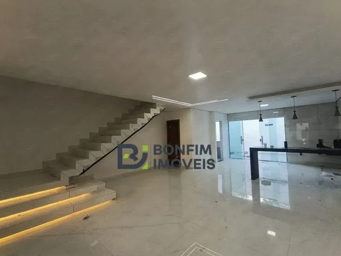 Casa Duplex Luxo à Venda no Parque Olímpico II Suíte com closet + 2 Quartos