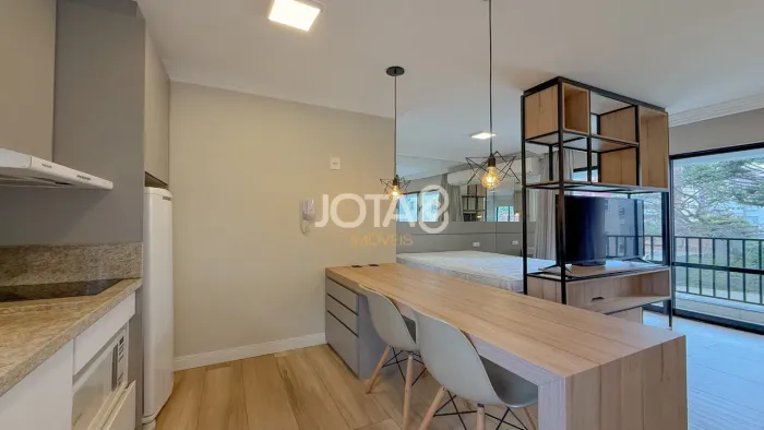 APARTAMENTO MOBILIADO PARA LOCAÇÃO NO CHAMPAGNAT Apartamento Mobiliado Para Locação No Cha