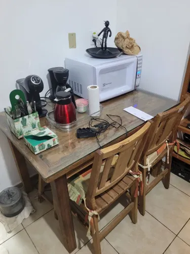 Mesa de madeira de demolição 0,8x1,20m