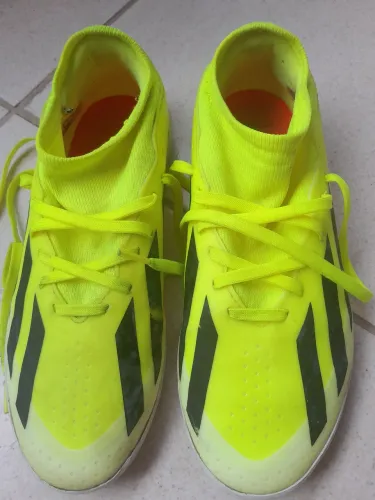 Vendo tenis cor verde nomero 36