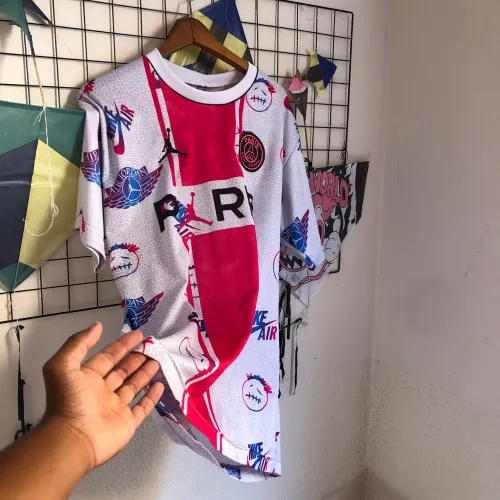 camiseta jordan psg branca