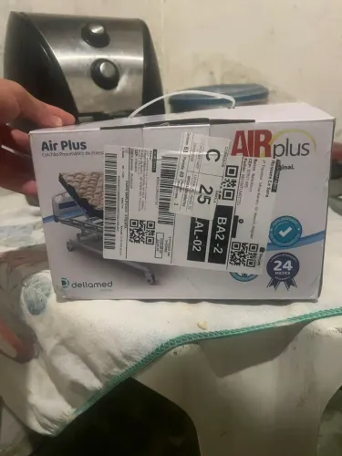 Colchão pneumático anti escaras airplus Dellamed com motor para acamados hospitala