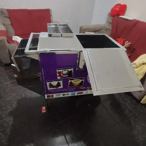 Carrinho para vender açaí bolo de pote