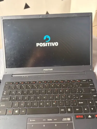 VENDO Notebook Positivo Motion