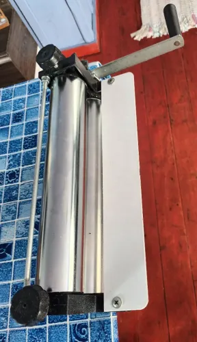 Cilindro manual em ótimo estado