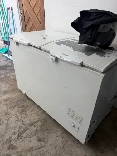 Freezer Electrolux horizontal duas portas