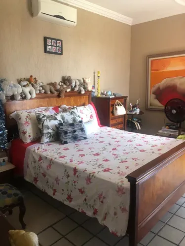Conjunto de cama+ colchão+ penteadeira + cômoda