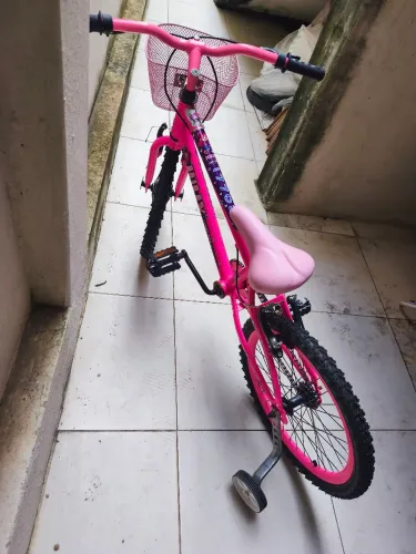 Bicicleta passeio colli bike jully aro 20 rosa neon com cesto