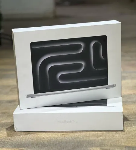 MacBook Pro M5 14.2