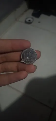 Vendo uma moeda de 10 Cruzeiro