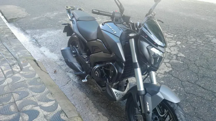 BAJAJ DOMINAR 400