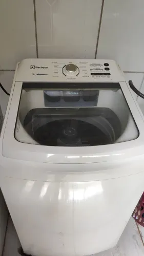 Máquina de lavar Eletrolux 14kg
