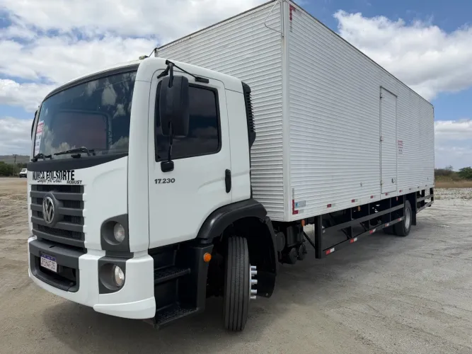 VENDO CAMINHÃO 17-230 WV ANO 2021