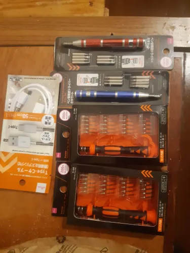 KITS CPM CHAVE PRA CELULARES TUDO NOVO E UM CABO USB TIPOC 