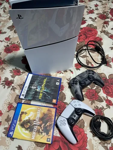 PS5 Slim 1TB mídia física e Digital