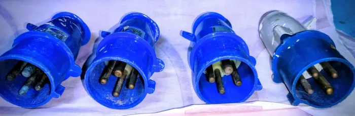 Plug industrial Steck 3+1 32A